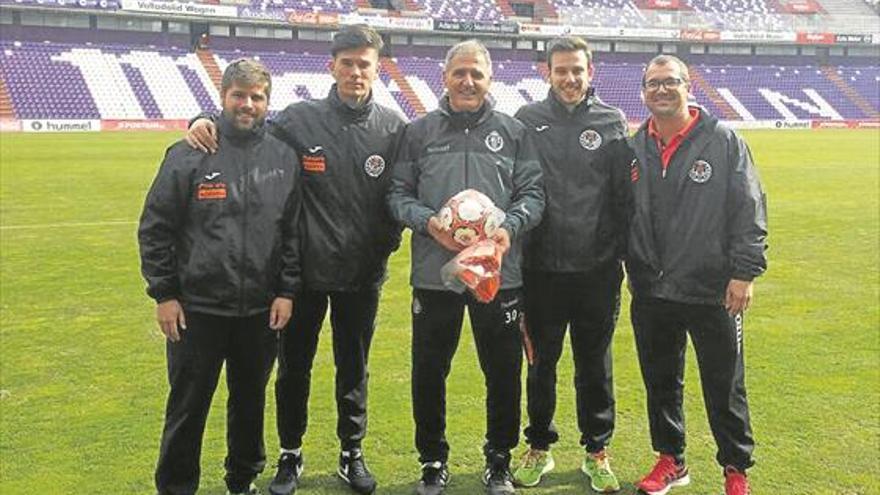 Técnicos del CAstra Caecilia, con Paco Herrera en Valladolid