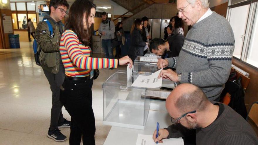 Votaciones esta mañana en la Universidad de Alicante