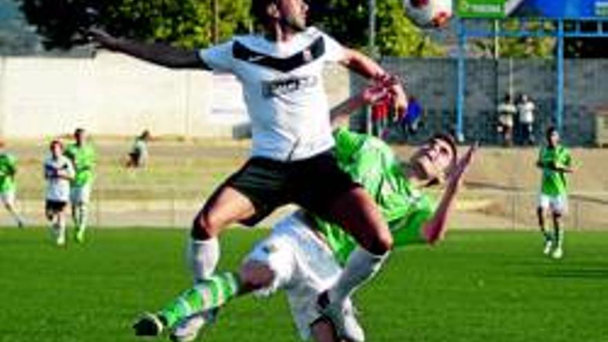 Un gol de Pintado le basta al Cacereño B