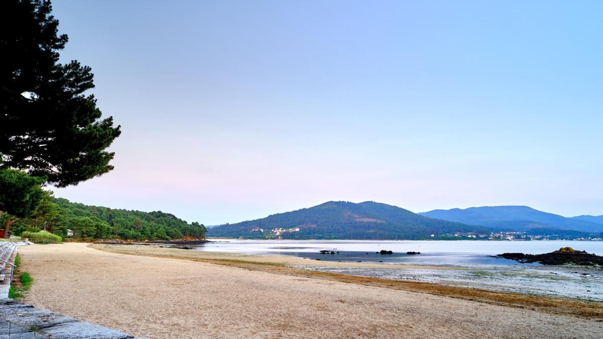 El suceso ocurrió en la playa de Broña, en Outes.