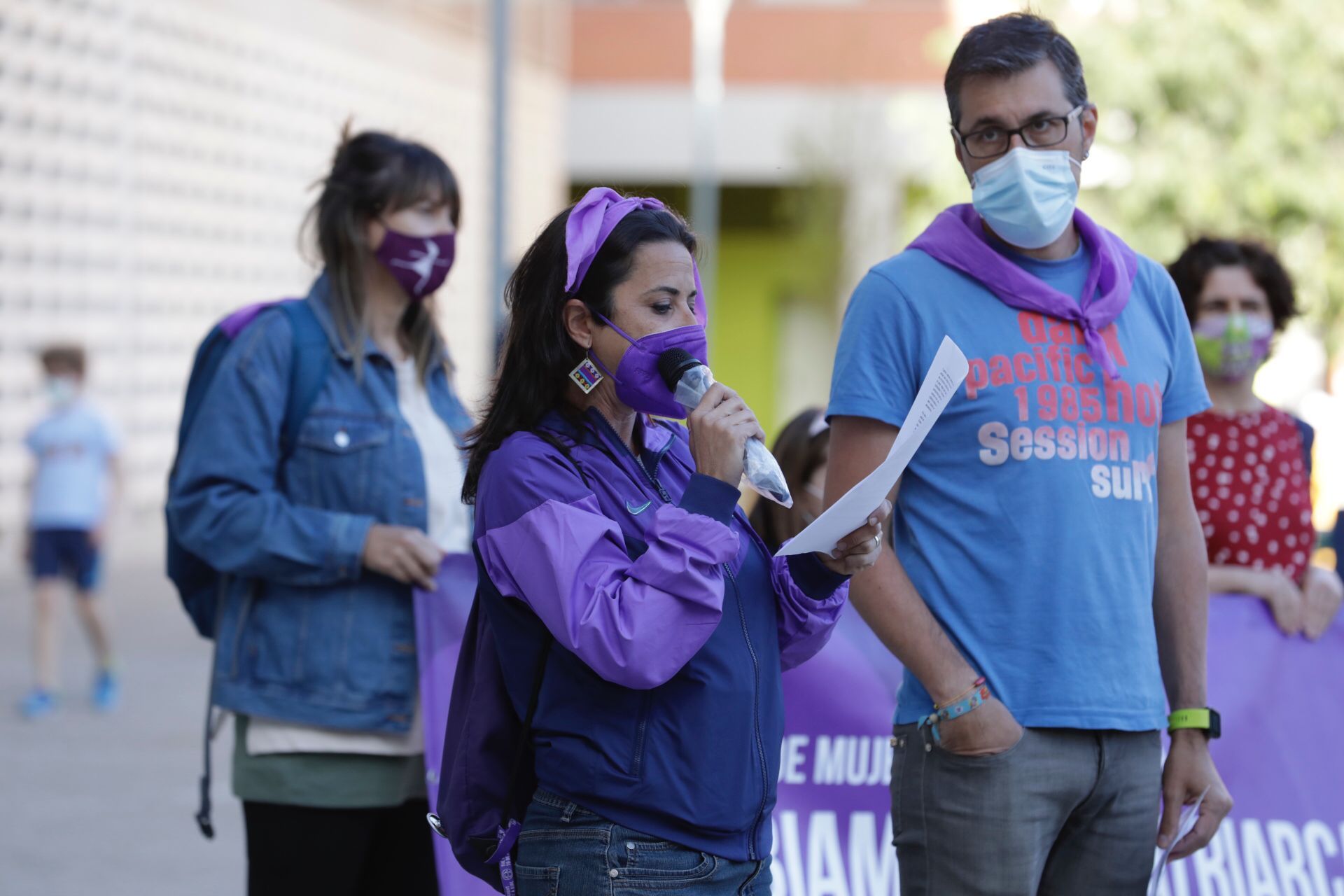 Concentración contra los abusos sexuales de un médico en Zaragoza