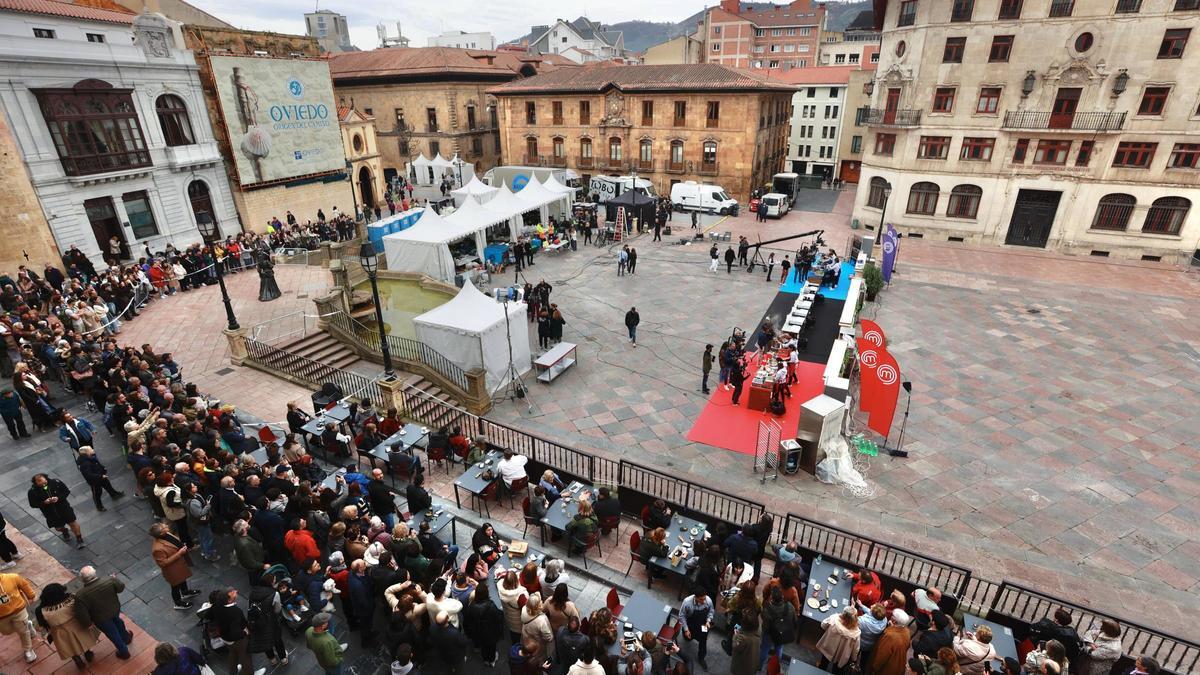 VIDEO: Así fue la enorme expectación en Oviedo con la grabación de Masterchef