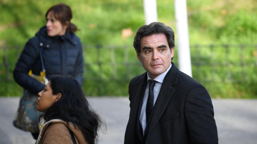 El juez Peinado pregunta al testigo Juan José Güemes sobre la contratación de Begoña Gómez en el Instituto de Empresa