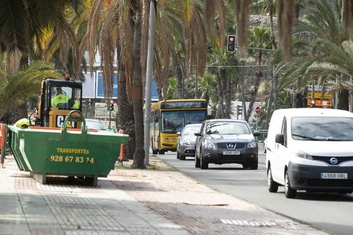 01.04.19.Las Palmas de Gran Canaria. Obras para la construcción del carril bici en el Paseo de Chil. Foto Quique Curbelo  | 01/04/2019 | Fotógrafo: Quique Curbelo