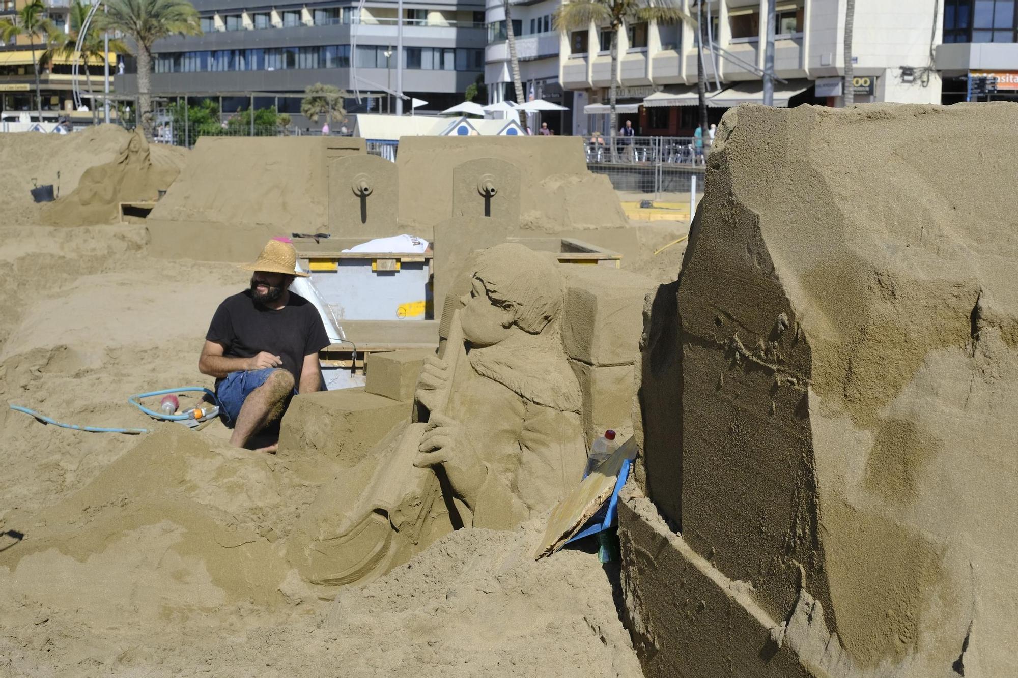 El Belén de Arena de Las Canteras se hace mayor