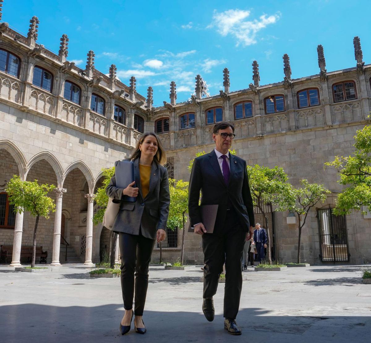 El Govern i ERC pacten destinar 200 milions a rehabilitació d’habitatges El Govern i ERC pacten destinar 200 milions a rehabilitació d’habitatges