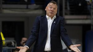 Sarunas Jasikevicius sumó su primera derrota como entrenador de Fenerbahçe