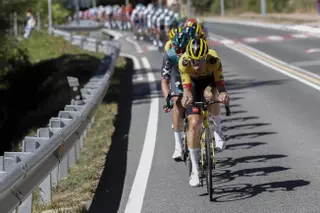 Vídeo resumen de la etapa 4 de la Vuelta a España 2022