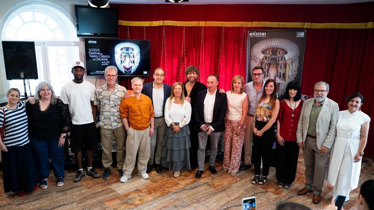 Presentación del Clásico en el ambigú del Gran Teatro.
