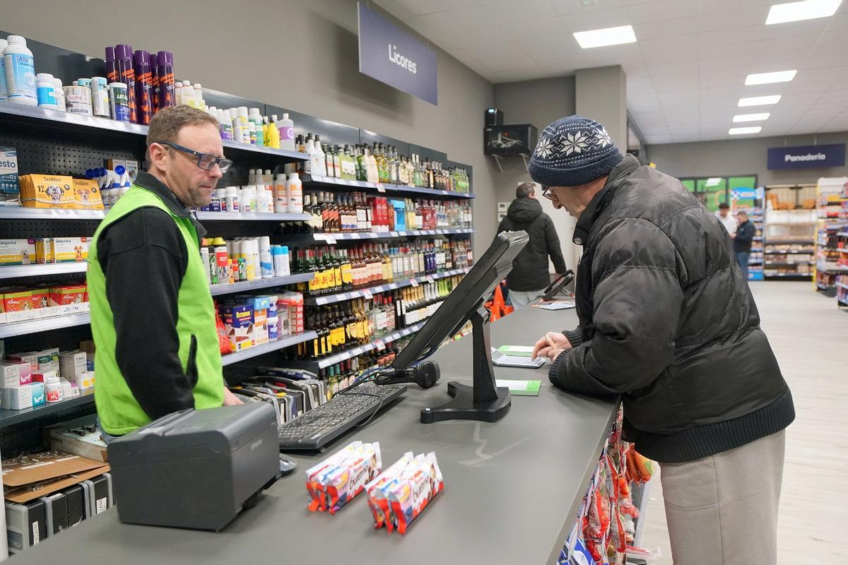 Así ha sido la inauguración del centro comercial de Alcañices