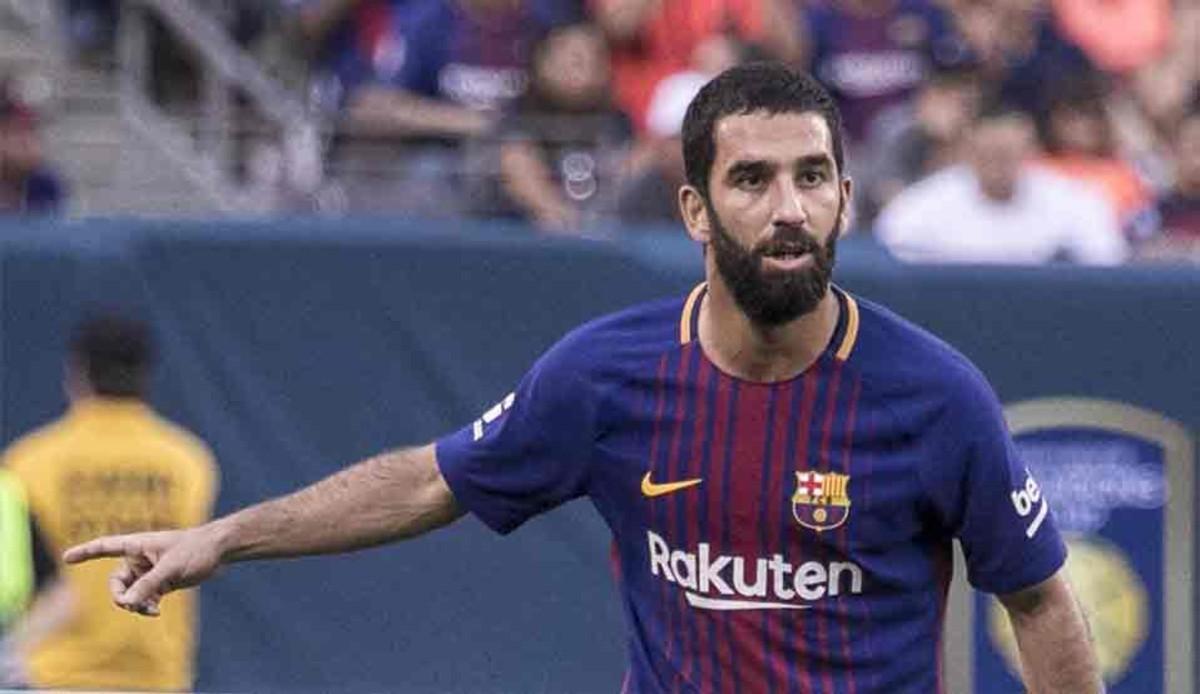 Arda Turan interesa al Galatasaray