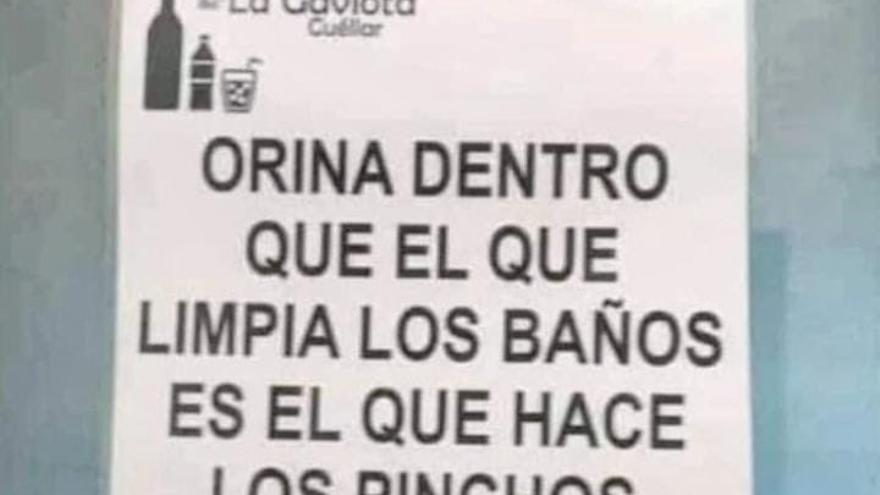 El divertido cartel de un bar de Segovia: &quot;El que limpia los baños es el que hace los pinchos&quot;