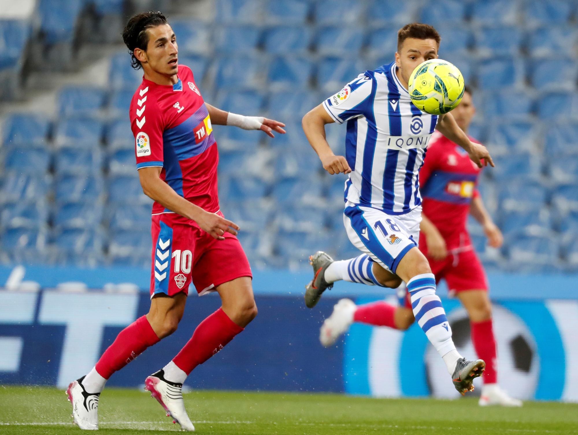 Las mejores imágenes del partido entre la Real Sociedad y el Elche CF