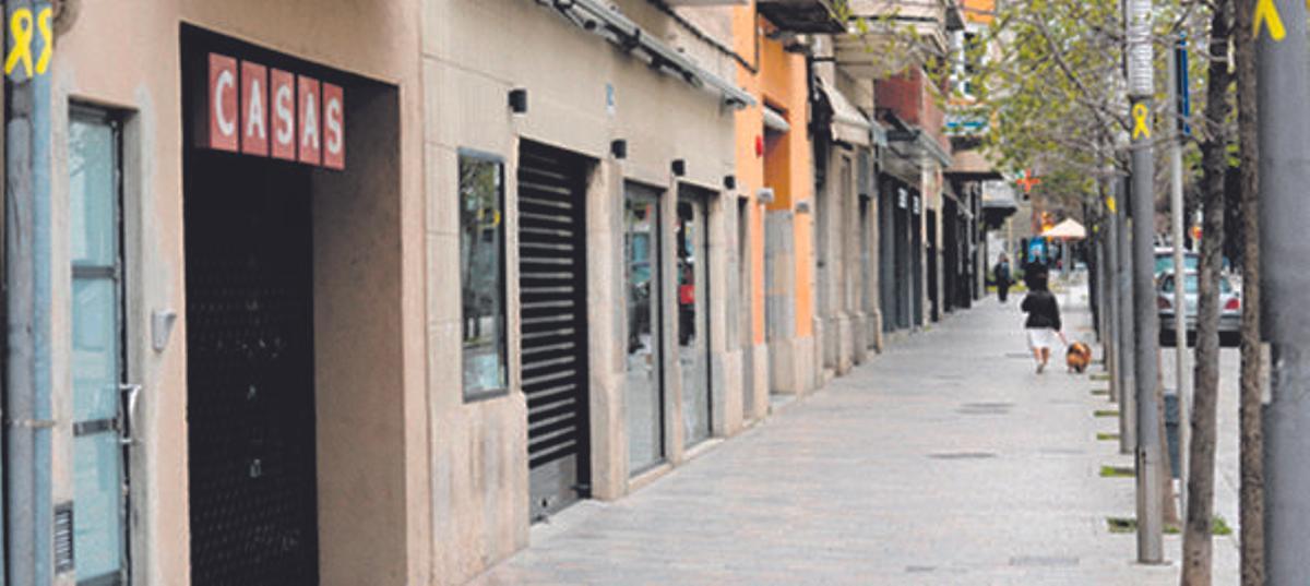 A falta d'ajudes,  les empreses busquen pactes per poder pagar el lloguer