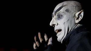 ’El circo de los horrores’ s’instal·la al passeig de Joan de Borbó de Barcelona fins al 15 de juliol.