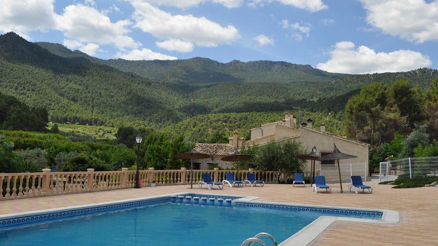 Las casas rurales con piscina de la Región logran el lleno total en agosto