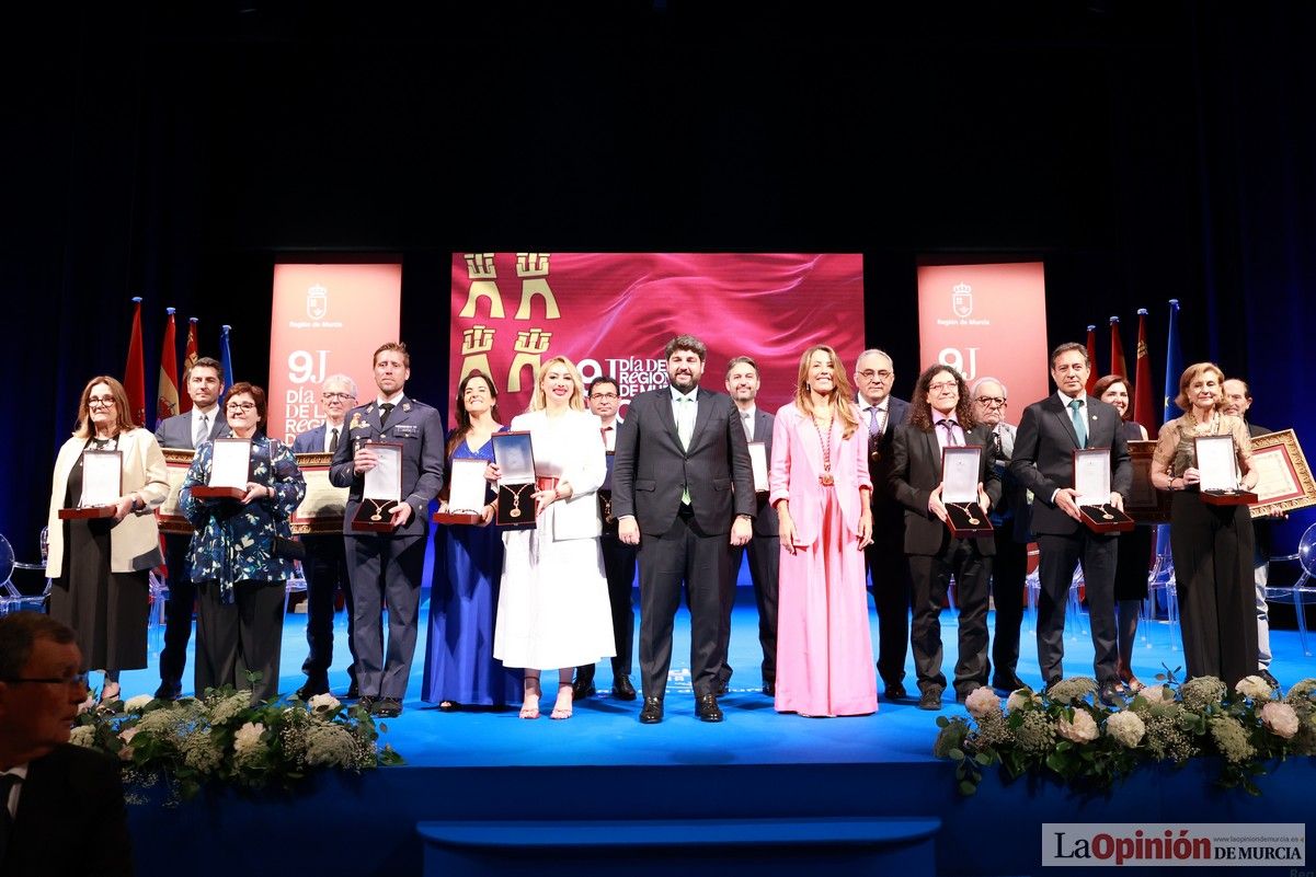 Así ha sido el acto institucional del Día de la Región de Murcia en el Teatro Romea