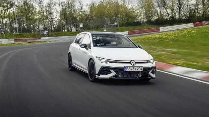 Este Golf GTI tiene 50 años, pero acaba de batir un récord de velocidad en Nürburgring