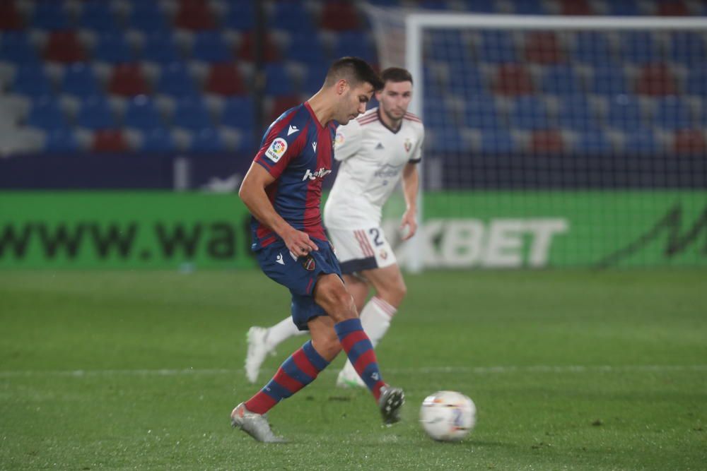 Las mejores fotos del Levante UD - Osasuna