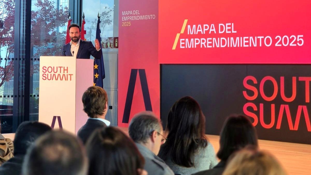 El concejal delegado de Innovación y Emprendimiento, Ángel Niño, durante su intervención