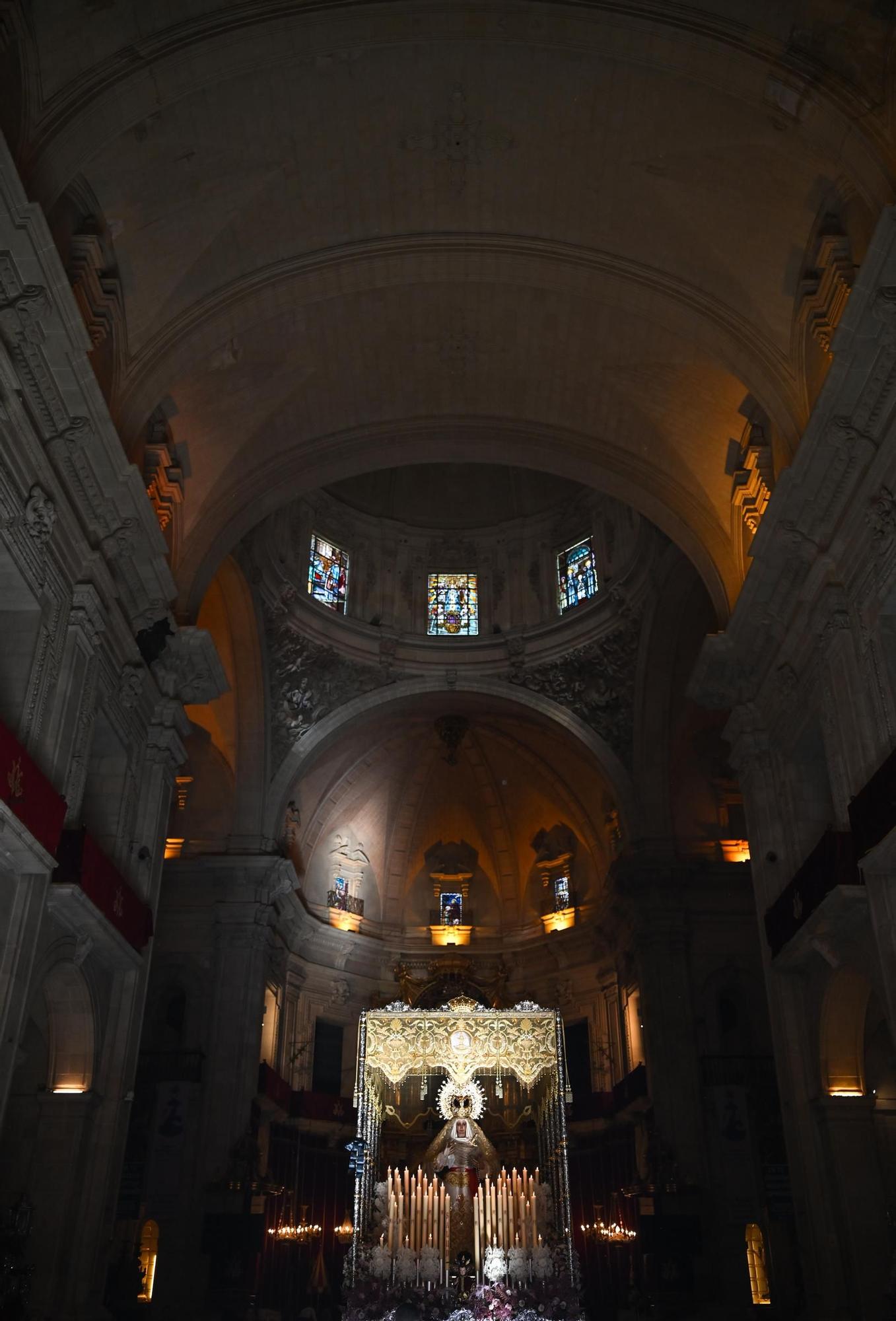 Las mejores imágenes del Jueves Santo en Elche