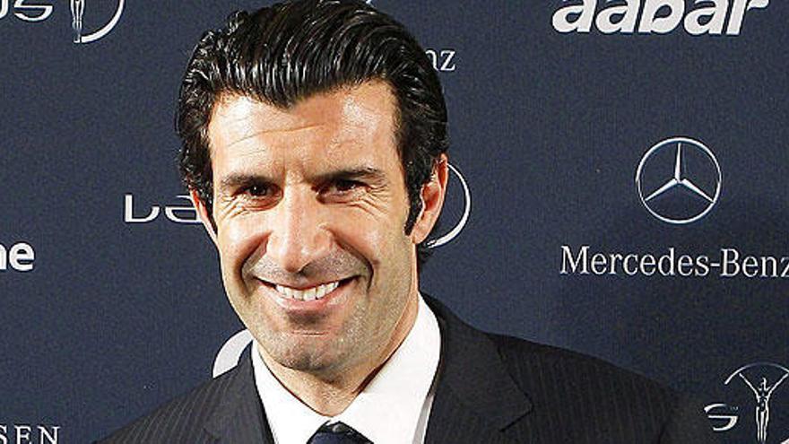 Figo se retira de las elecciones a la FIFA por falta de transparencia