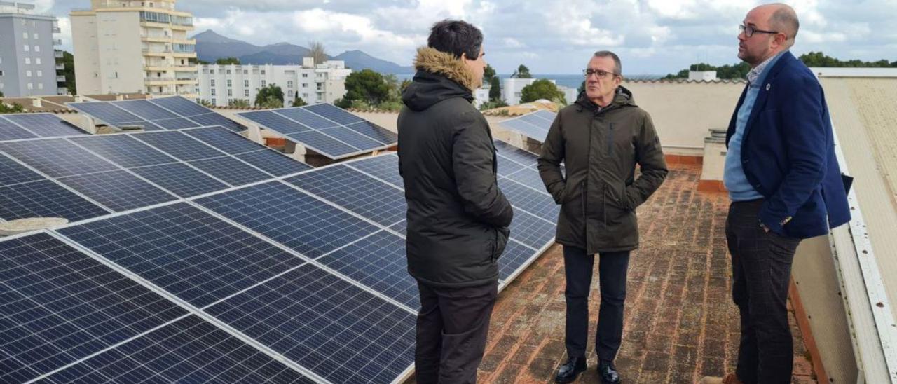 Yllanes, ayer, durante su visita al VIVA Blue Alcúdia.