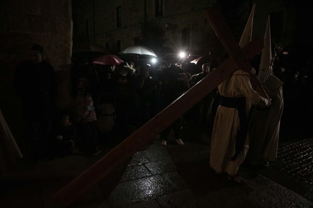 Semana Santa en Zamora: Procesión del Yacente