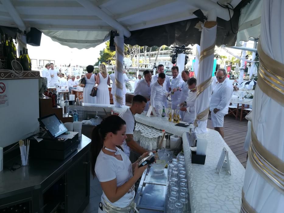 Die weiße Party im Nikki Beach