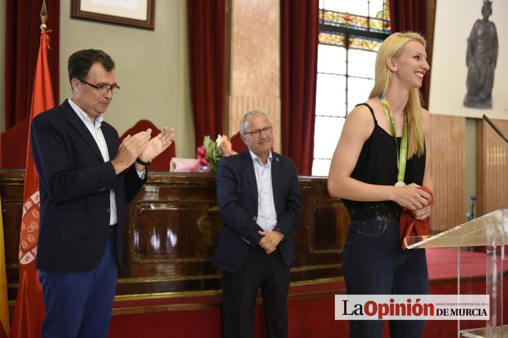 Recepción a Laura Gil en el Ayuntamiento de Murcia