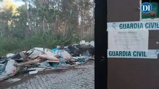 La Guardia Civil de Ibiza y la Policía Local entran en el asentamiento de infraviviendas de Casa Lola