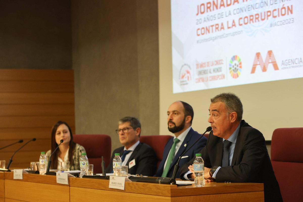 María José Moragues (AVAF), Eduardo Cano (OLAF), Antonio Balas (UCO) y Ricardo Pujol (Antifraude Andalucía).