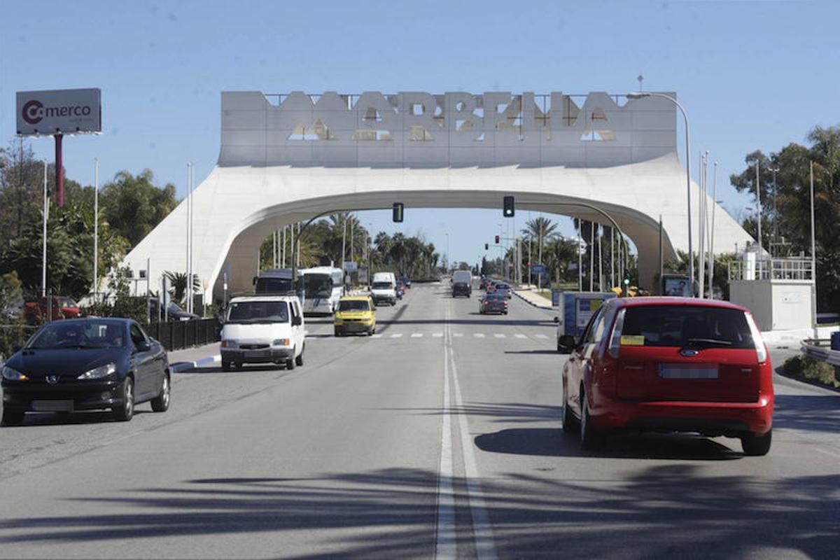 Arco de entrada a Marbella.