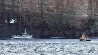 Rescate de vértigo en el norte de Escocia: evacuados los 17 tripulantes del pesquero gallego «Génesis»