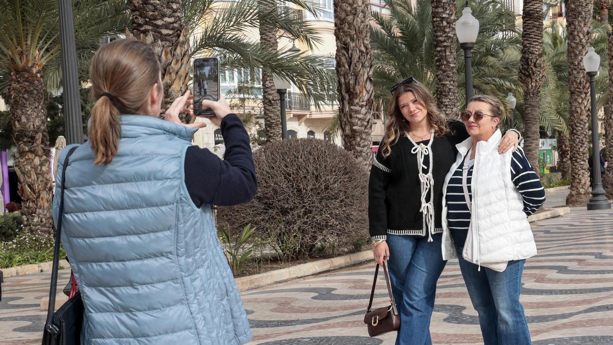 Las pernoctaciones hoteleras suben un 2,5% al inicio del año y marcan récord en la serie histórica de enero