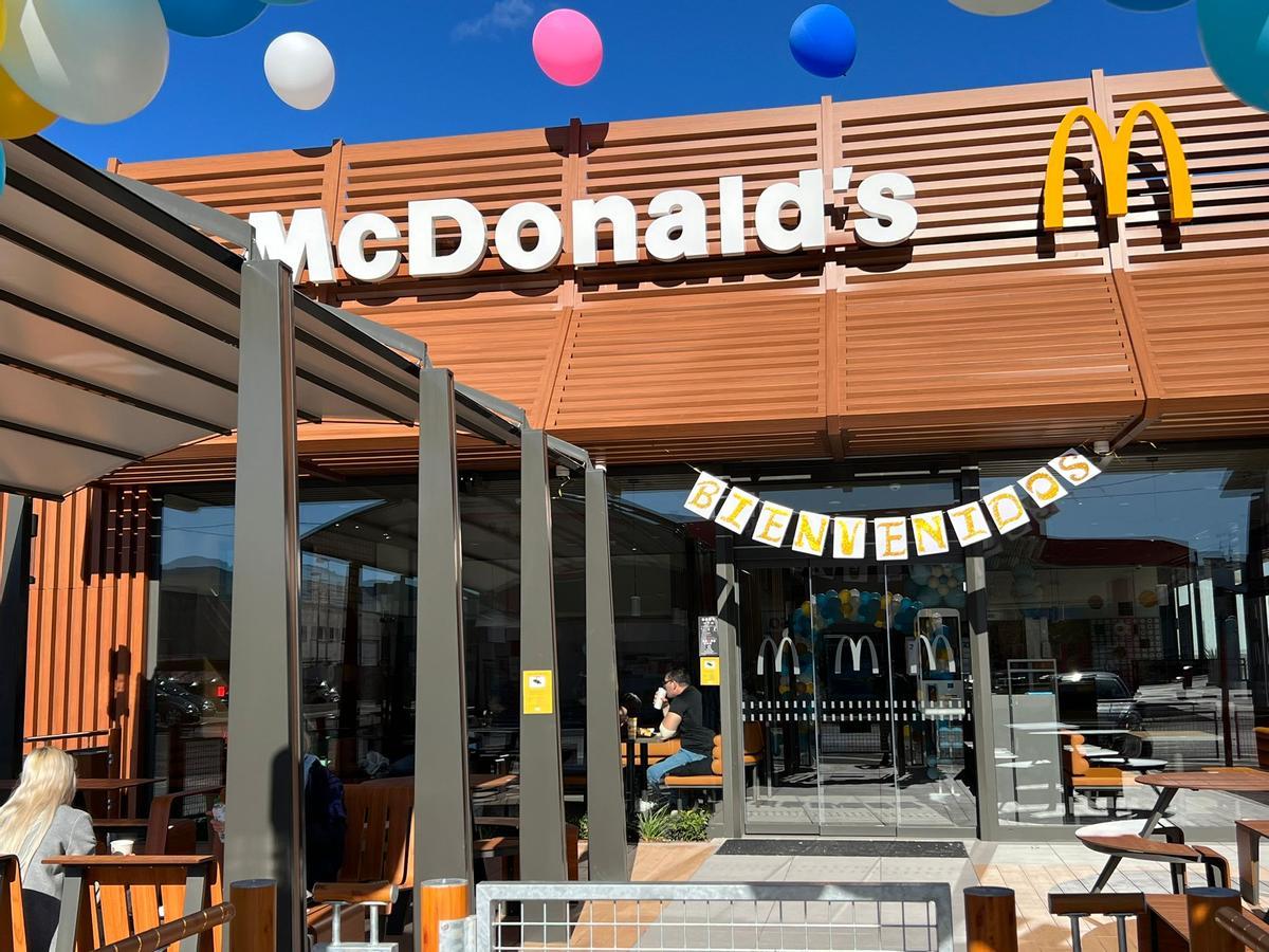 McDonald's ha abierto este martes un nuevo restaurante en Onda.