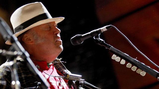 El cantautor canadiense Neil Young