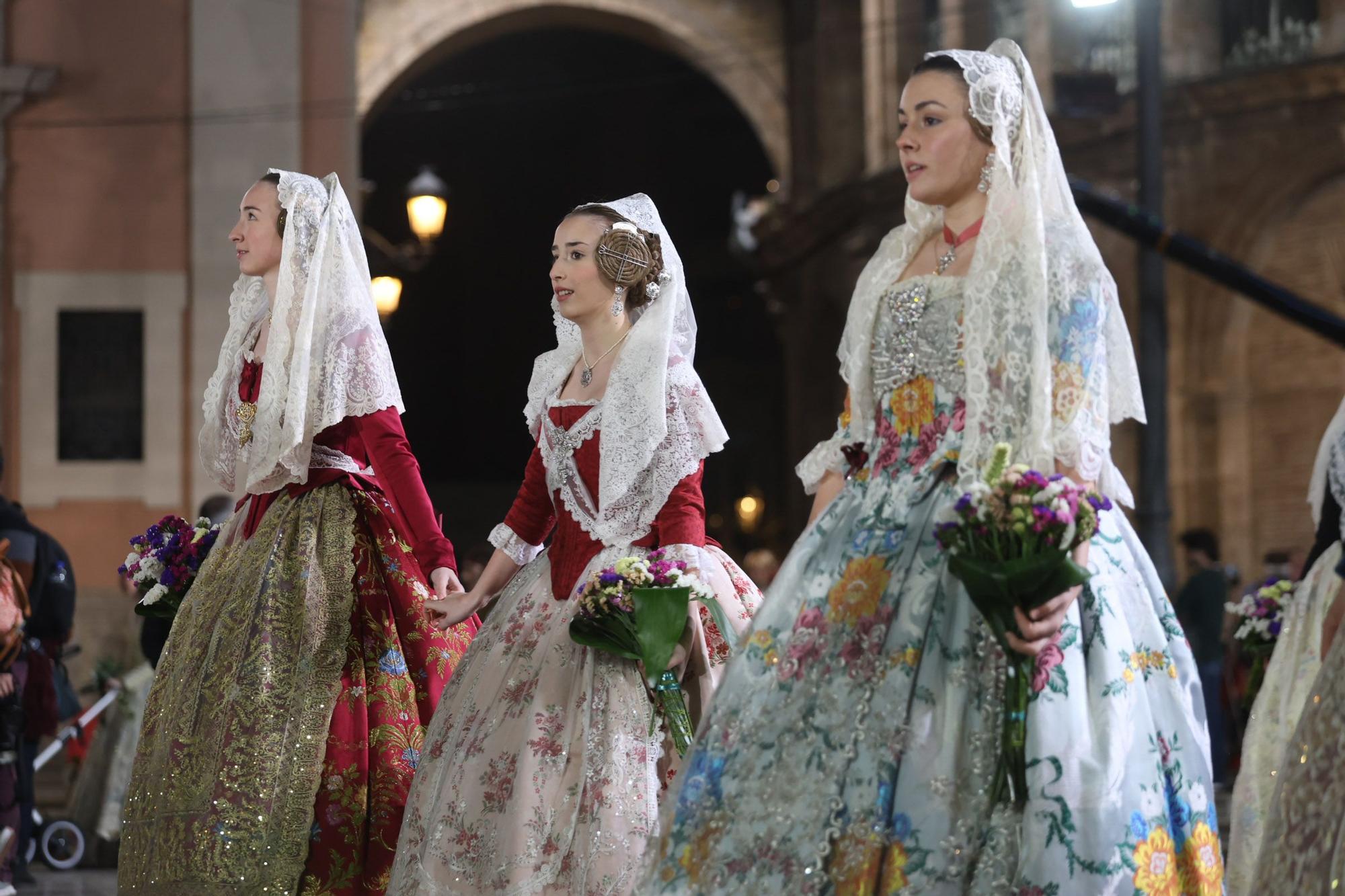 Búscate en el primer día de la Ofrenda en la calle San Vicente entre las 21 y las 22 horas