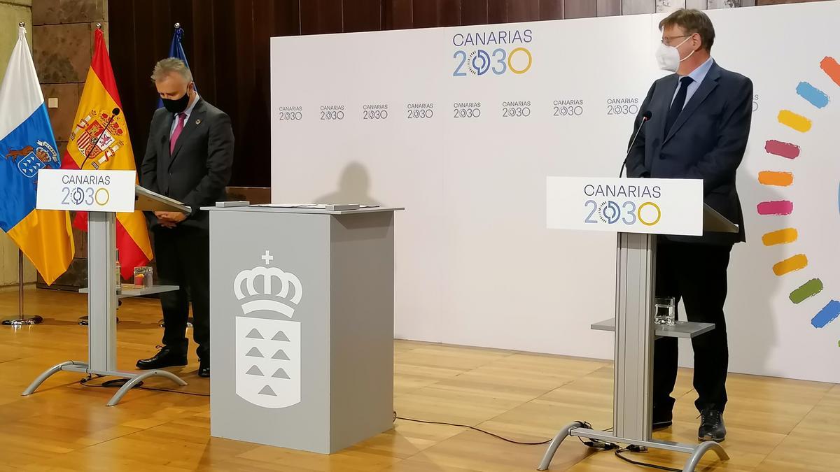 El presidente de Canarias, Ángel Víctor Torres, y el presidente de la Generalitat Valenciana, Ximo Puig