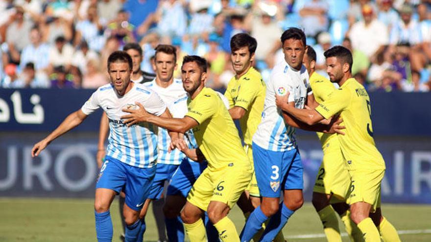 El Villarreal se aprovechó mejor del «lío» de partido que se vivió en La Rosaleda, donde el Málaga se quedó sin marcar.