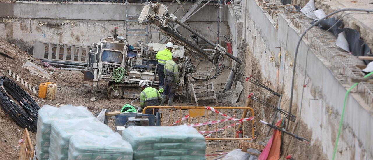 Trabajos de construcción en Alicante, uno de los sectores que tira de la creación de empresas.