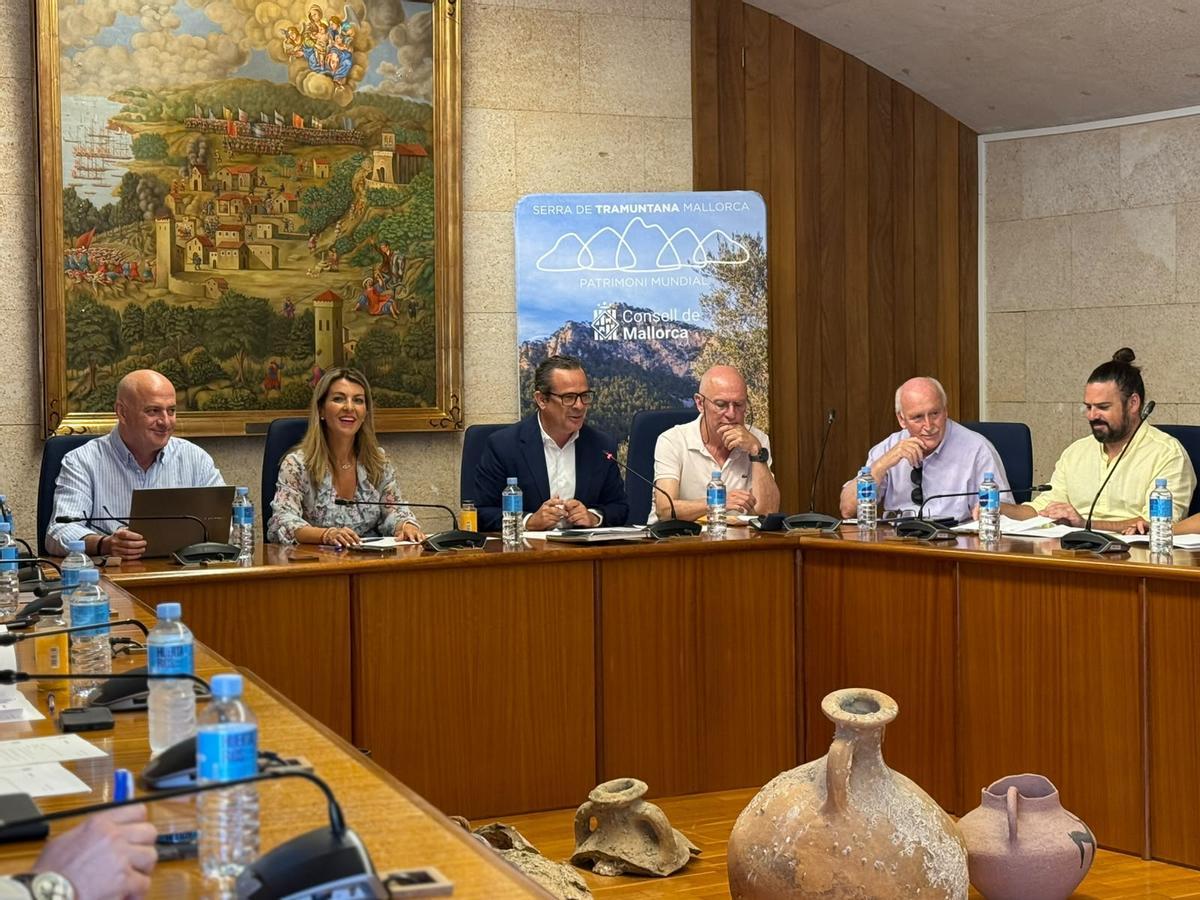 Una imagen de la reunión de la Mesa de alcaldes y alcaldesas de la Serra.