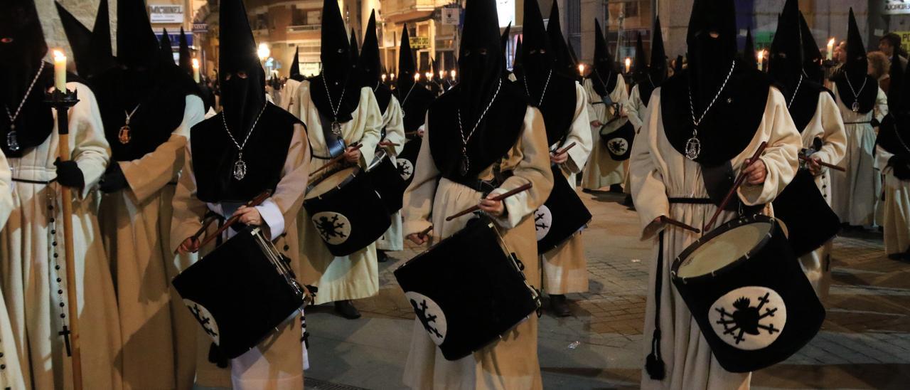 PROCESION DE LA COFRADIA DE NUESTRA MADRE DE LAS ANGUSTIAS.