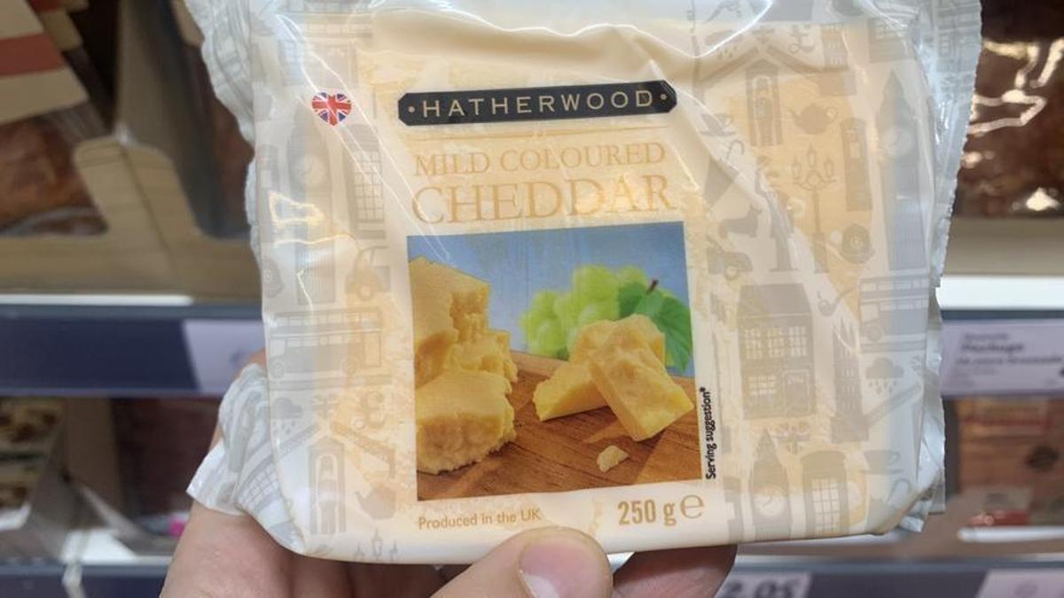 El queso cheddar que puede encontrarse en Lidl.