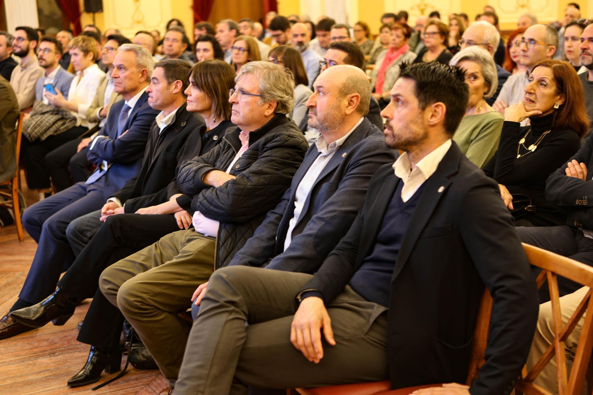 La presentación de la Revista inicia la cuenta atrás para las Fiestas de Alcoy