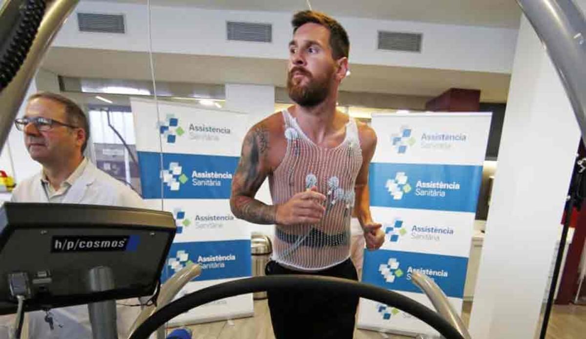 Messi pasa la revisión médica