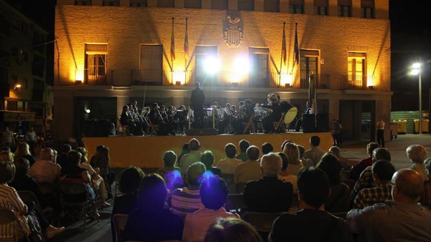 Exhibición fin de curso de las escuelas de jota y rondalla