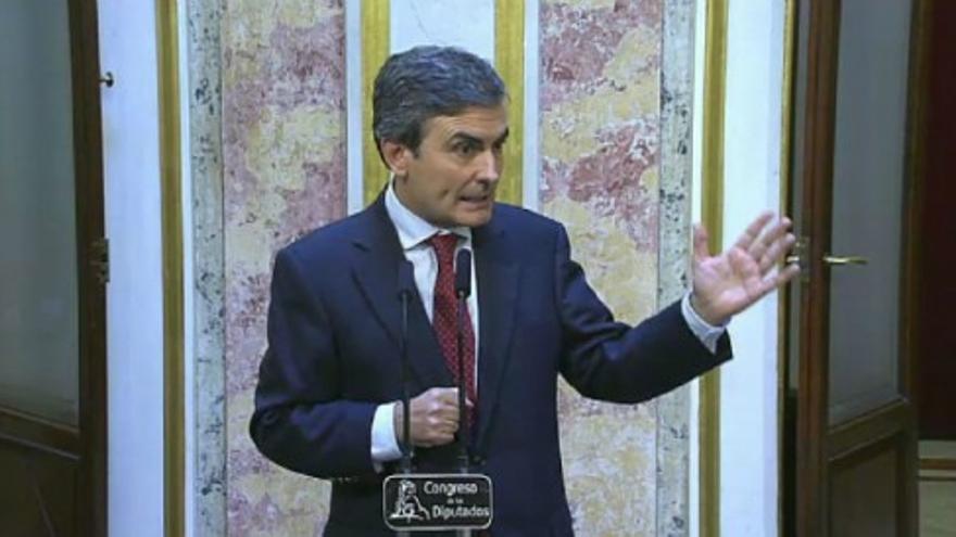 PSOE: “Vamos a pedir la comparecencia de Montoro en la Comisión de Hacienda”