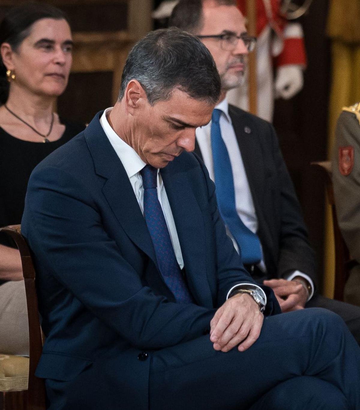 "‘Se le está haciendo la noche’" "‘Se le está haciendo la noche’"