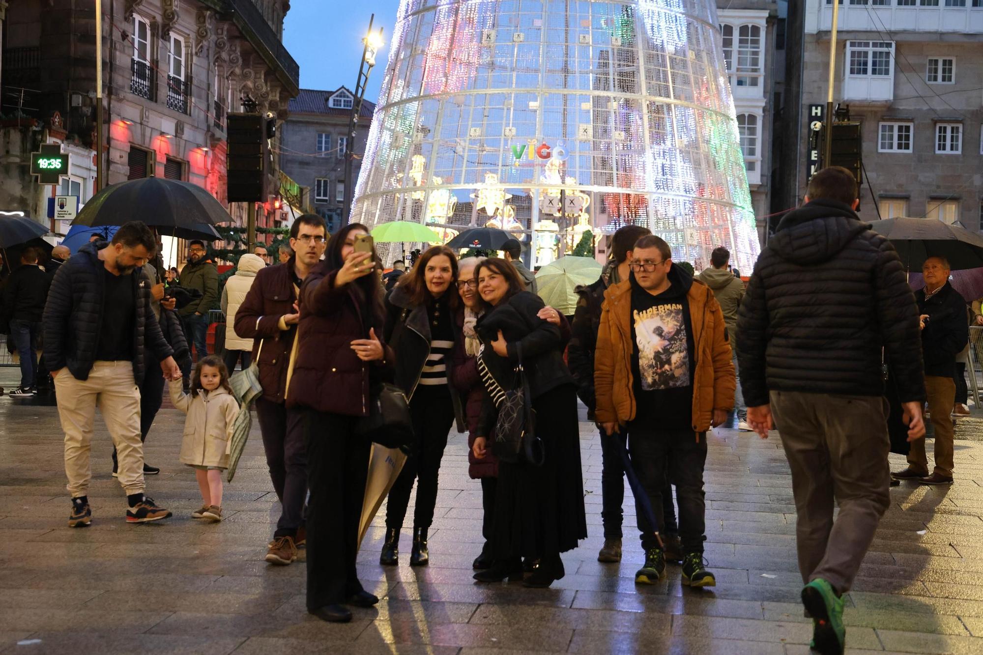 ¡Y la Navidad llegó a su fin! Así fue el acto de apagado de luces